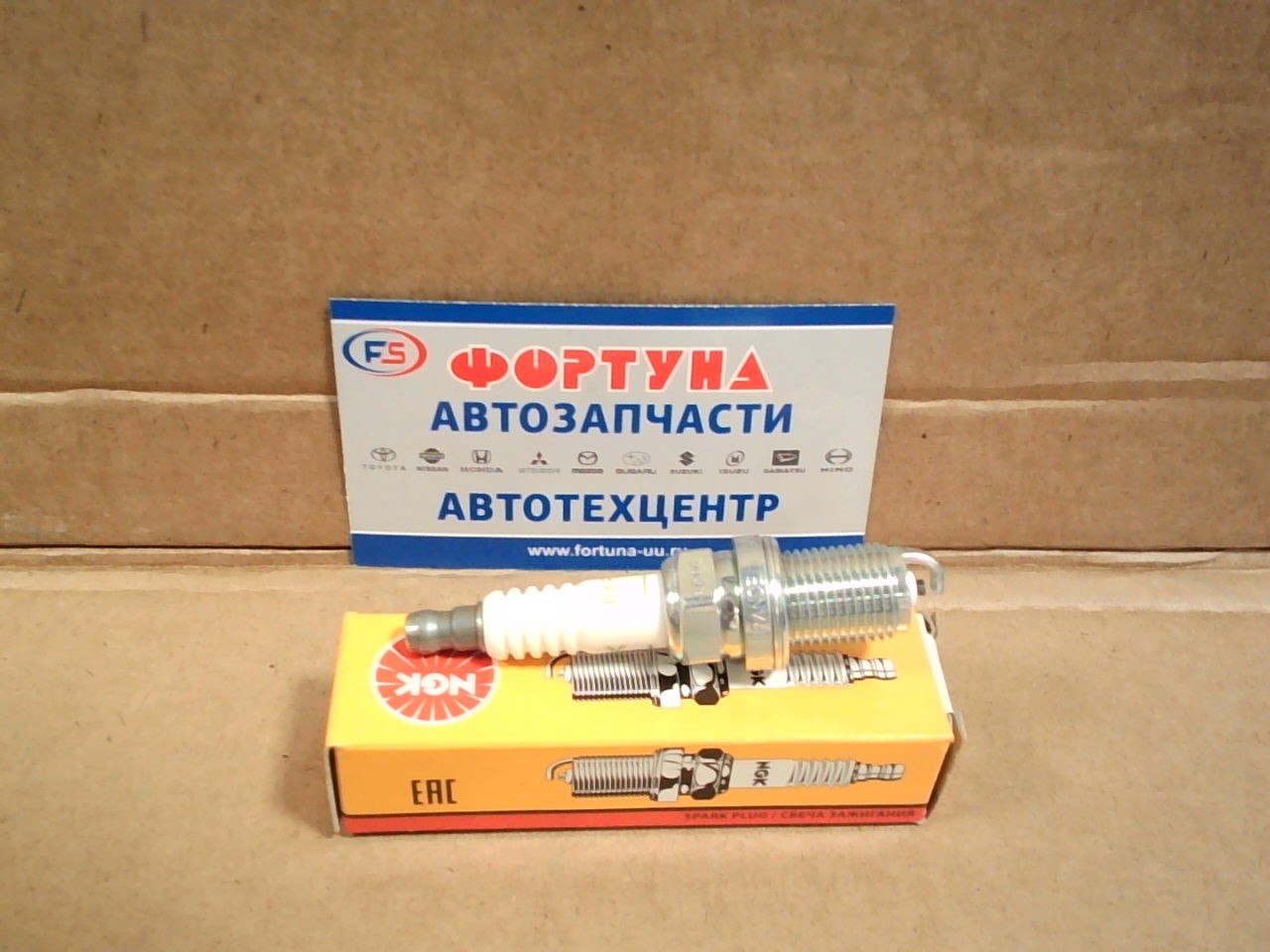 Свеча зажигания BKR6E-11 (2756) NGK на  