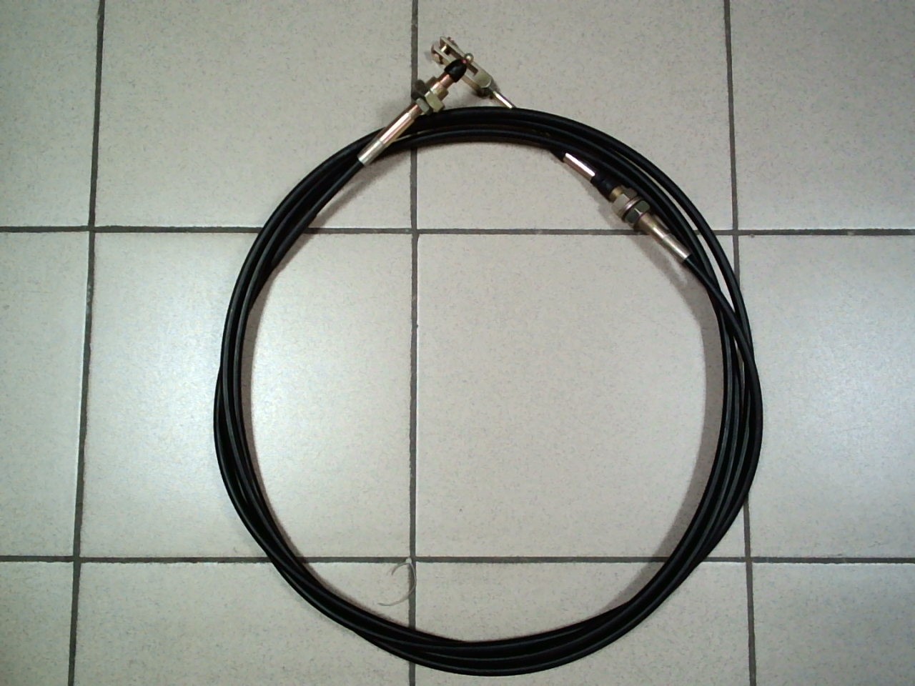 Трос коробки отбора мощности PTO4-1-605 /L-6050mm,  ВИЛКА-ШАР/ на  