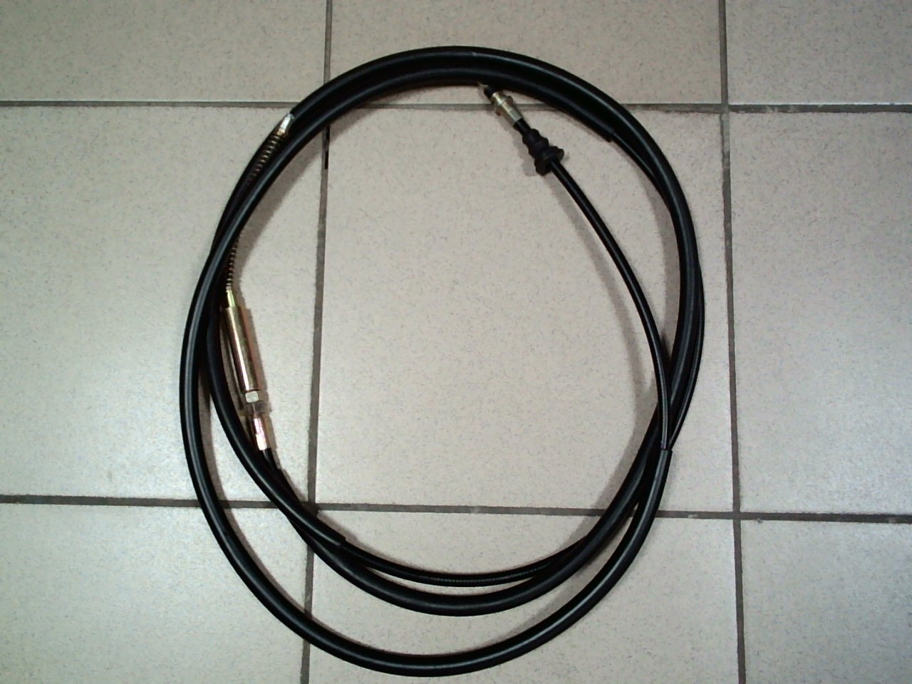 Трос ручного тормоза HBC M05 [MC117384] /L=3351 FG#/ на  