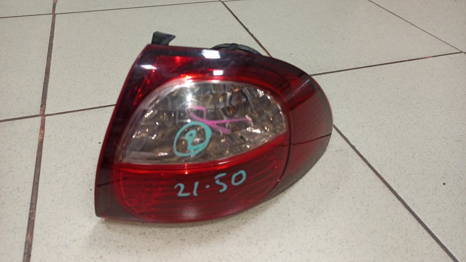 Задний фонарь TOY CALDINA ST215 21-50 R '00-  [б/у] на TOYOTA CALDINA