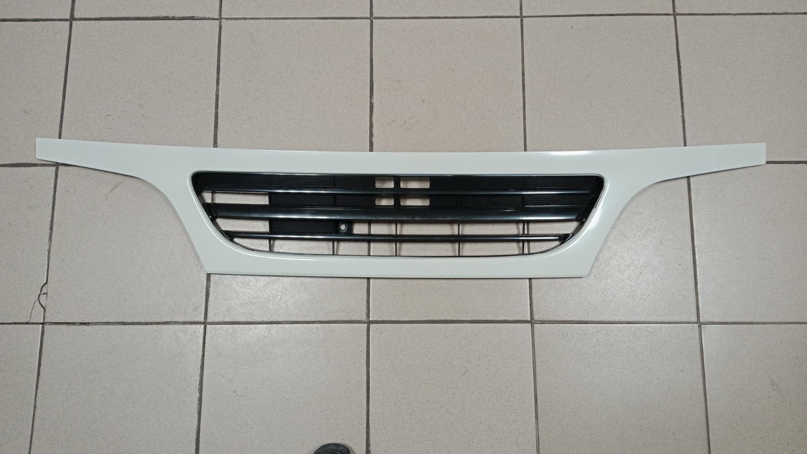 Решётка TOY HINO DUTRO, TOYOTA  DYNA,  TOYOACE (2000-2007) TW на  