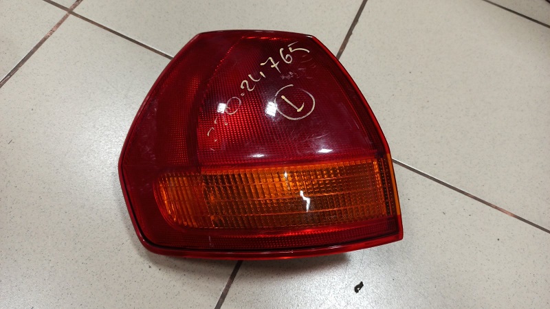 Задний фонарь NIS AD (00) 220-24765 L /красно-желтый/ [б/у] на NISSAN AD