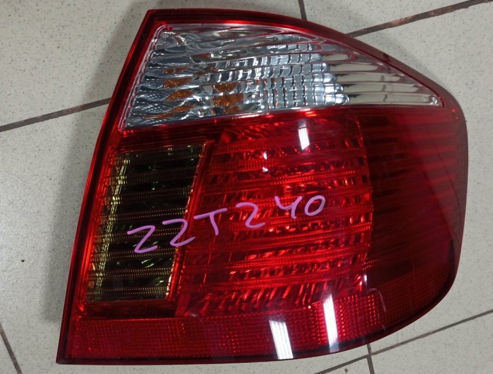 Задний фонарь TOY PREMIO 240  20-429 R [б/у] на TOYOTA PREMIO