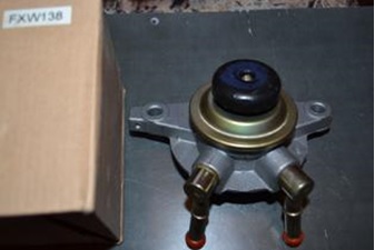 Насос ручной подкачки FXW138/23380-30020/67360  /1KZ,  1HZ /по краям/растояние 122/ на  