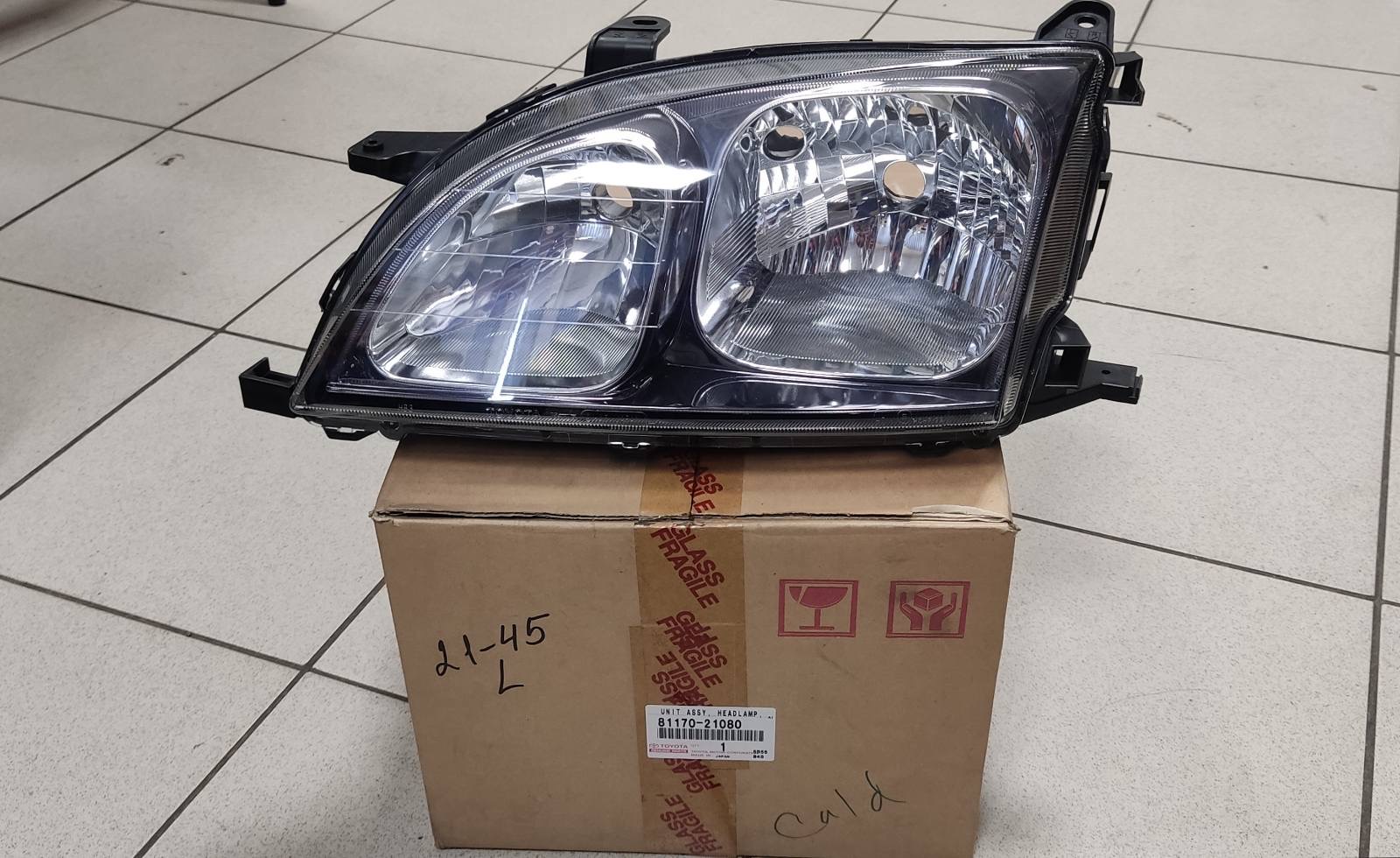 Фара TOY CALDINA 21-45L (00-02) [81170-21080] TOYOTA на  