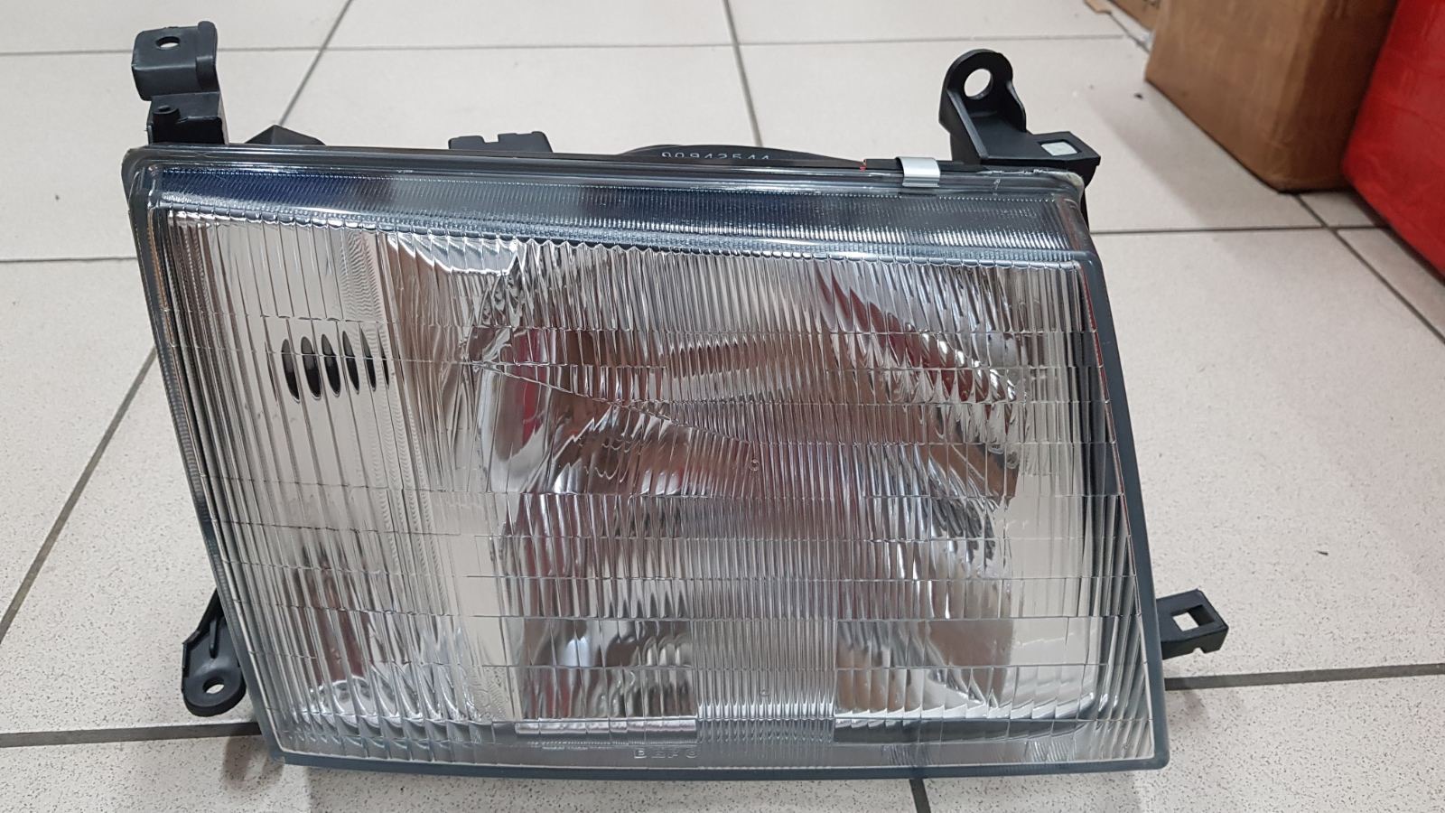 Фара TOY LAND CRUISER 100 212-1188 R (98-00) DEPO на  