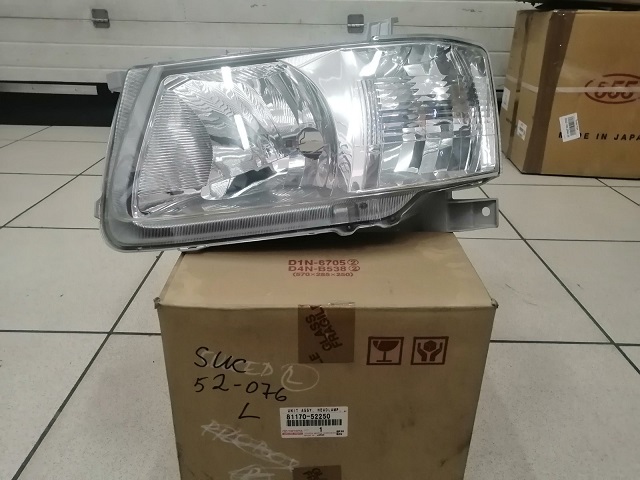 Фара TOY SUCCEED  52-076L [81170-52250] TOYOTA на  