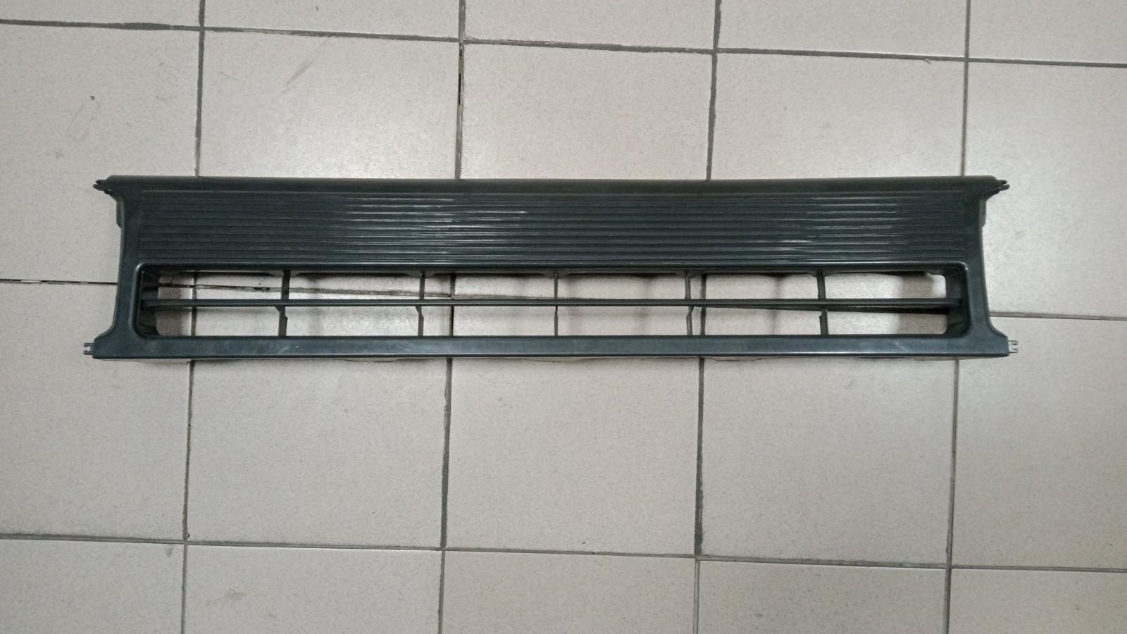 Решётка TOY HIACE (90-95) /грузопас/ [TY72-093-0] TW на  