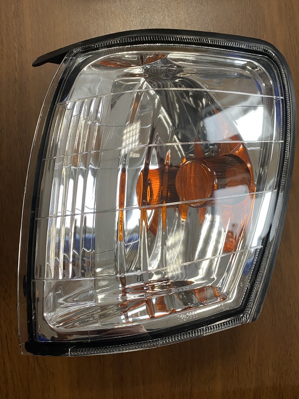 Габарит TOY LITE/TOWNACE NOAH  TY-0039L /28-111L/ 96-98  SR40 хр  TW на  