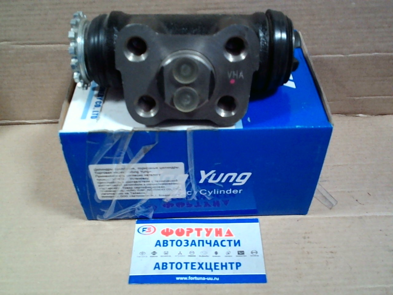 РТЦ MC889606 CANTER FB659 FR LH A B/W 1-1/4 на  