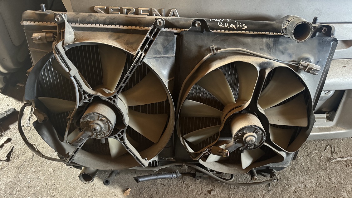 Радиатор TOY MARK II QUALIS MCV21 2MZ [б/у] на TOYOTA CAMRY GRACIA