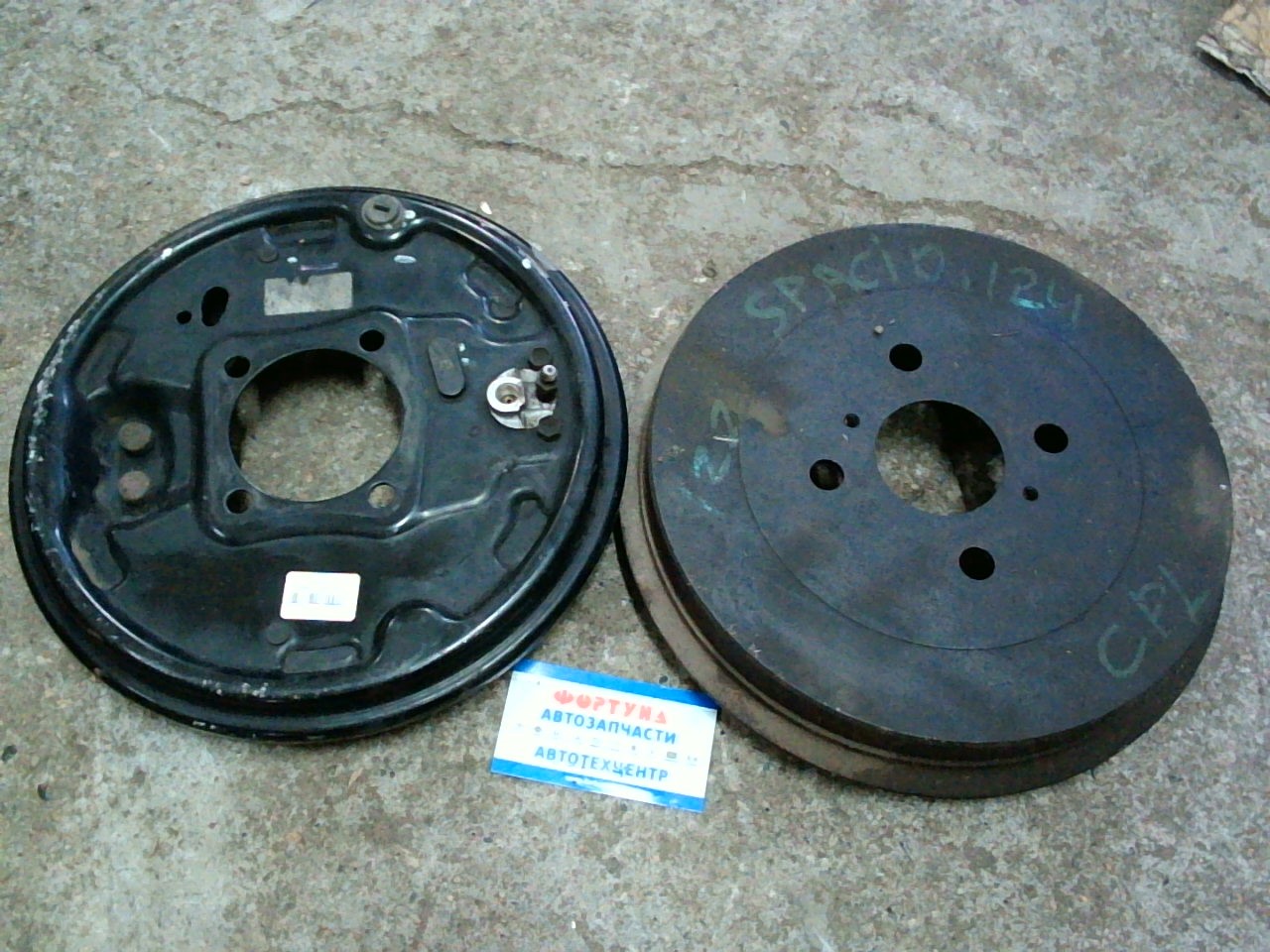 Ступица TOY SPACIO ZZE124 1ZZ REAR RH=LH [42410-12240] [б/у] {=DACF2146B} на Ступица TOYOTA