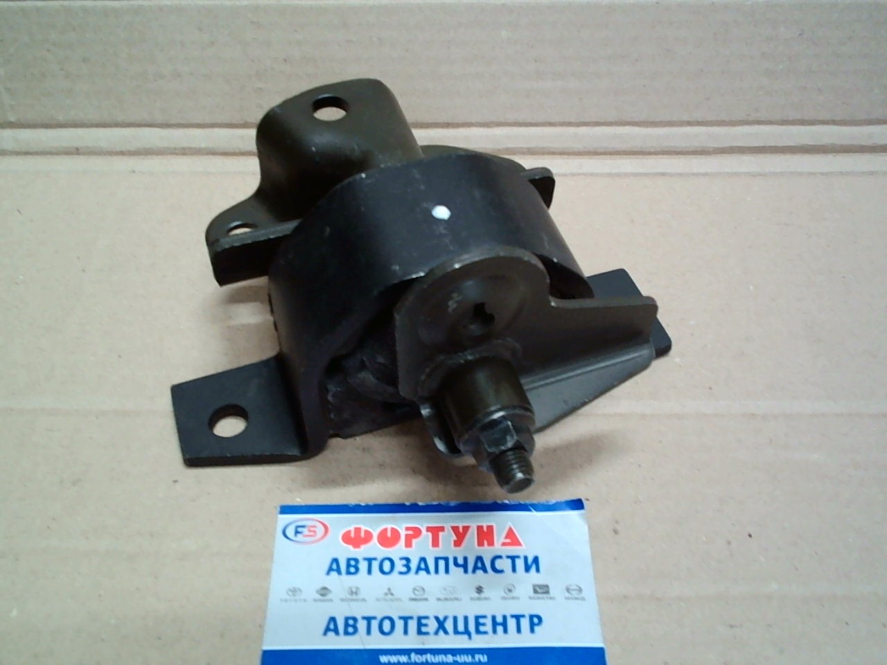 Подушка двигателя 11210-WD006 /RH 4WD Y11-QG130/ NISSAN AD, WINGR/ NISSAN на  