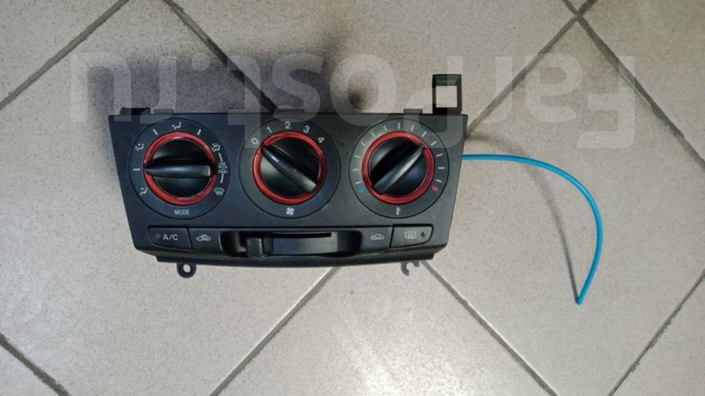 Блок управления климат-контролем MAZ AXELA BK5P 2003 [б/у] на MAZDA AXELA