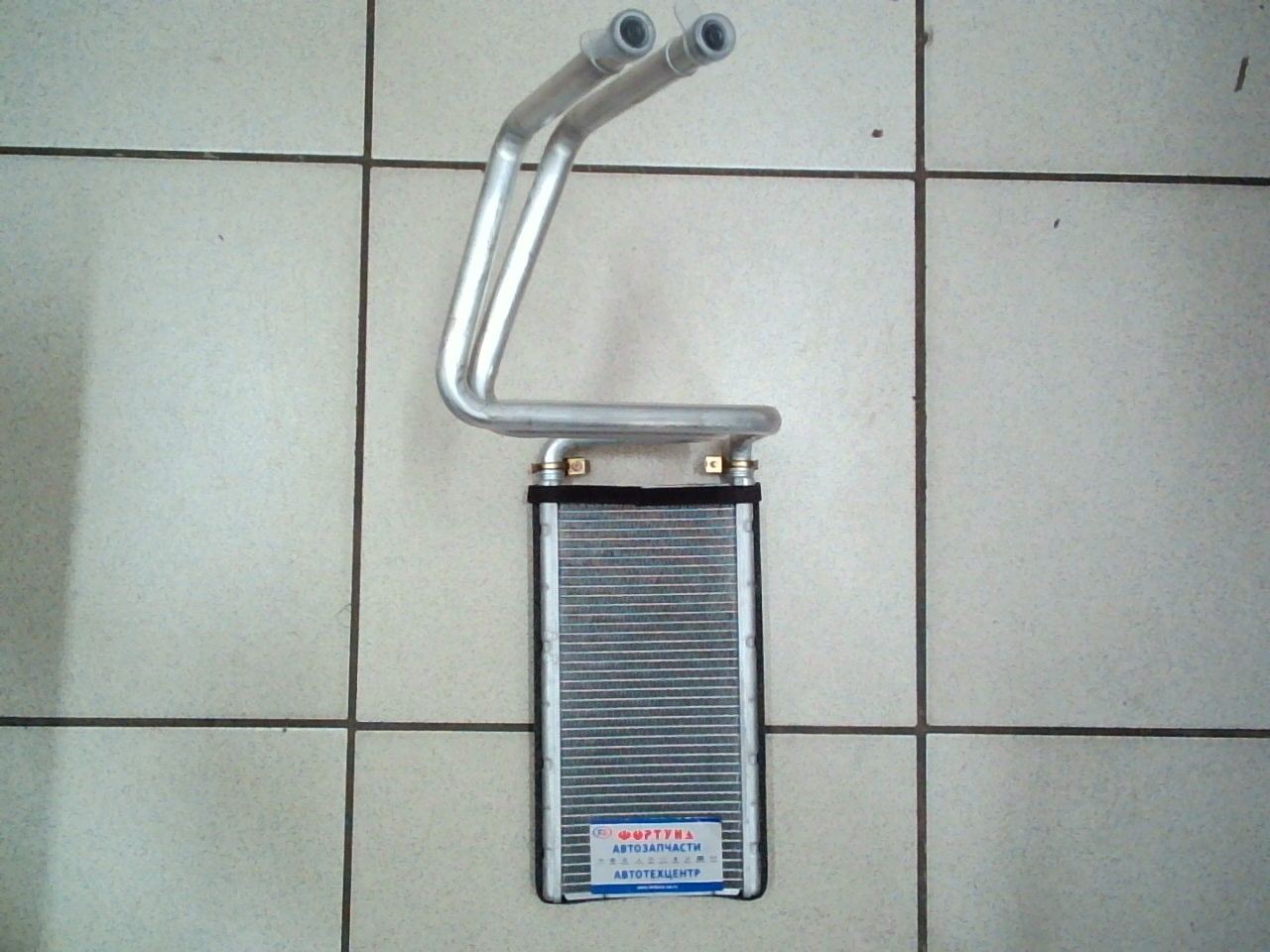 Радиатор печки HR-127 GSParts (122*285) /LAND CRUISER PRADO GRJ12#,  KDJ12#,  RZJ12#,  TRJ12#,  VZJ12#/ на  