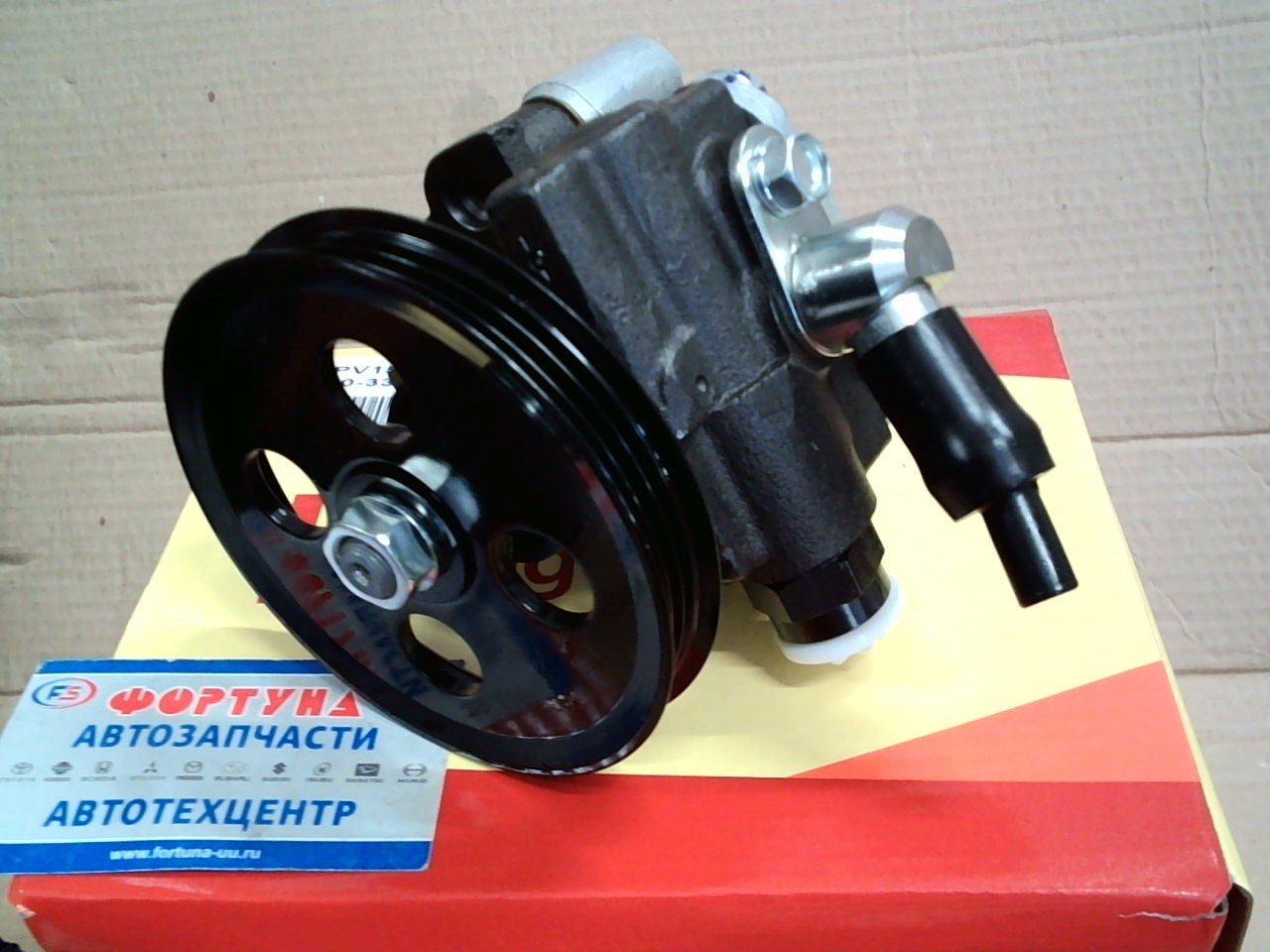 Насос гидроусилителя 44320-48010 (DPV155) DAGGER /HARRIER RX300 SXU1# 5SFE RHD/ на  